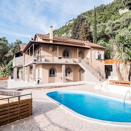 Seven Keys Luxury Suites Αχίλλειο Εξωτερικό φωτογραφία