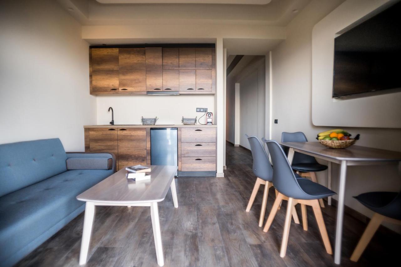 Seven Keys Luxury Suites Αχίλλειο Εξωτερικό φωτογραφία
